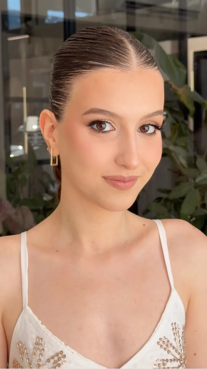 A soft glam makeup look with defined brows and lashes, by Urban Chic Beauty Lounge in Limassol